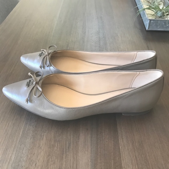 Coach gray pointy toe flats sz9 - Picture 5 of 8